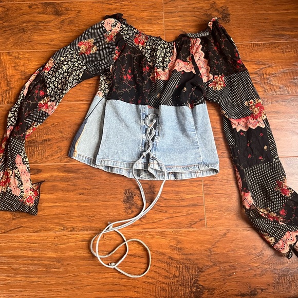 ✨ XOXO Jeans Vintage Y2K Multi Blouse✨ - Picture 2 of 7
